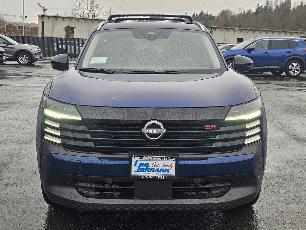 New 2026 Nissan Kicks SR w/ Cold Weather Package image 2