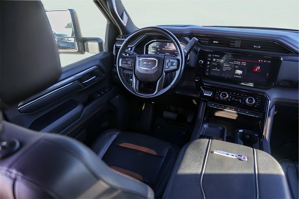 Used 2024 GMC Sierra 3500 AT4 w/ AT4 Premium Plus Package image 29