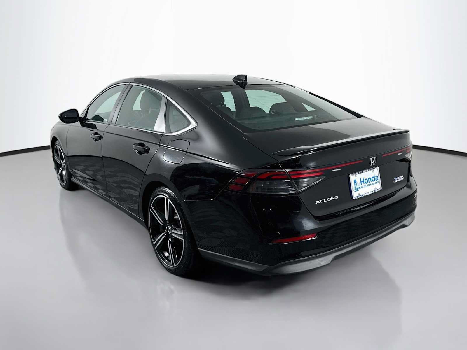 Certified 2024 Honda Accord Sport image 5