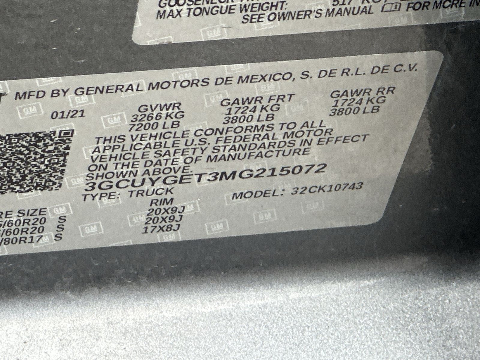 Used 2021 Chevrolet Silverado 1500 LTZ w/ LTZ Premium Package AWD/4WD image 37