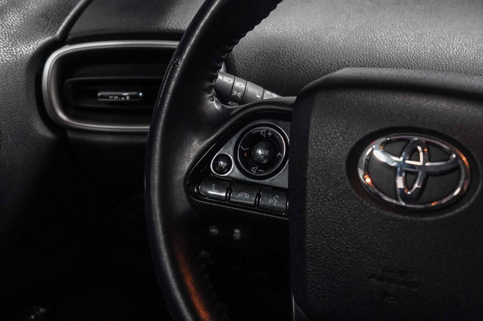Used 2022 Toyota Prius Prime Limited FWD image 16