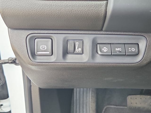 Used 2022 GMC Acadia SLT w/ Technology Package image 22
