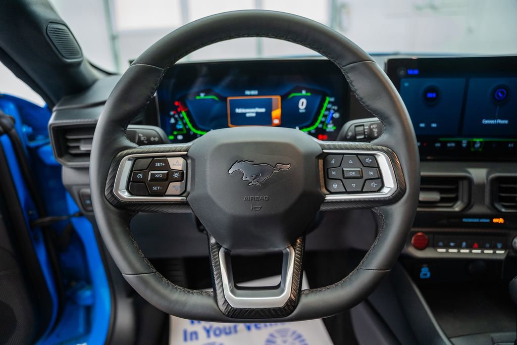 Used 2024 Ford Mustang Coupe image 25