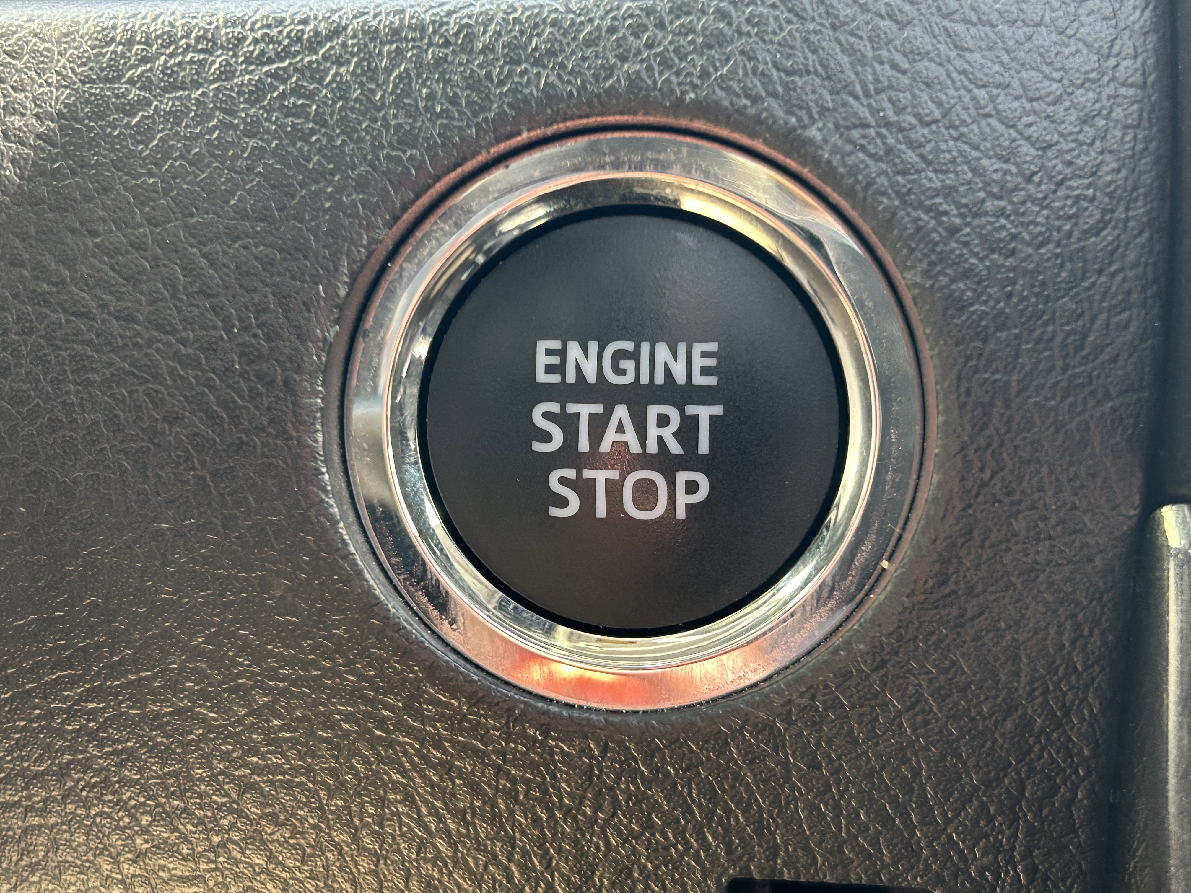 Certified 2022 Toyota 4Runner TRD Off-Road Premium w/ Moonroof Package image 32