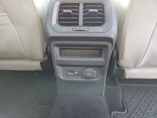 Used 2019 Volkswagen Tiguan S image 16