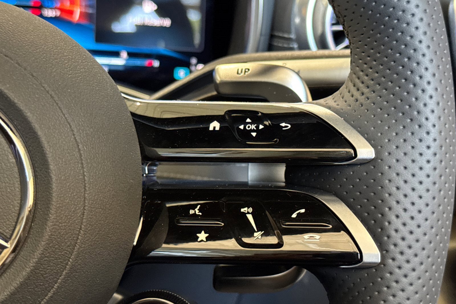 New 2025 Mercedes-Benz SL 55 AMG 4MATIC image 28