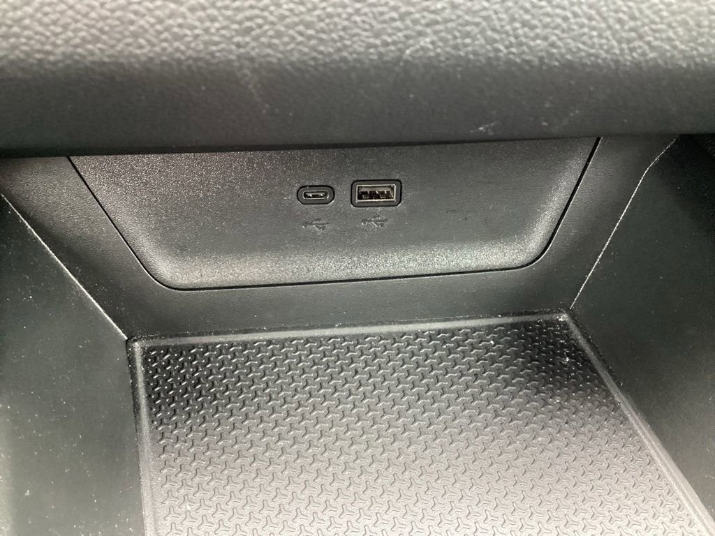 Used 2025 Chevrolet Equinox LT FWD image 24