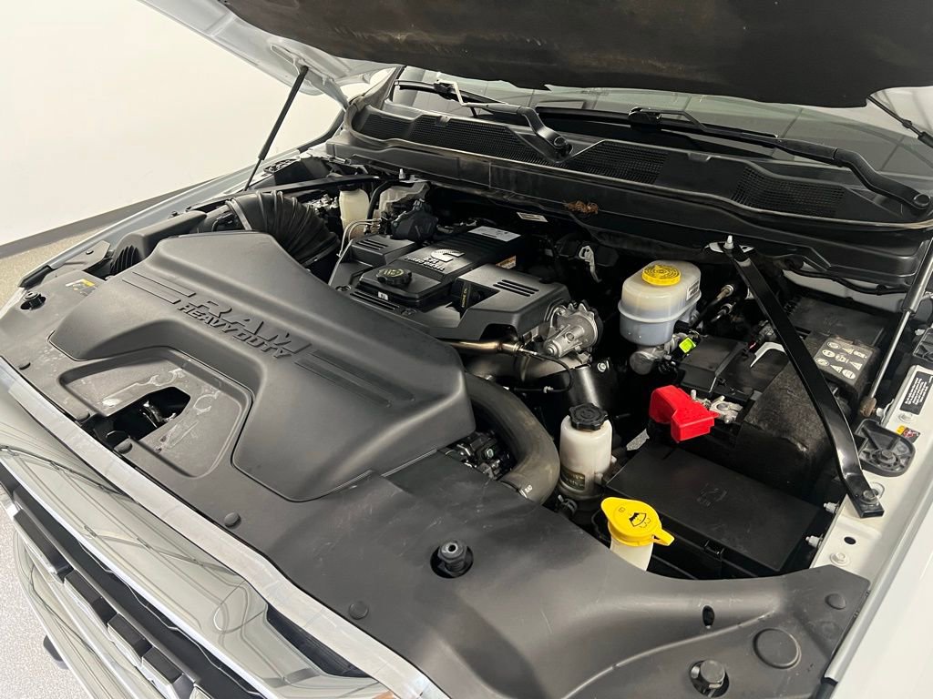 Used 2022 RAM 2500 Tradesman w/ Chrome Appearance Group image 61