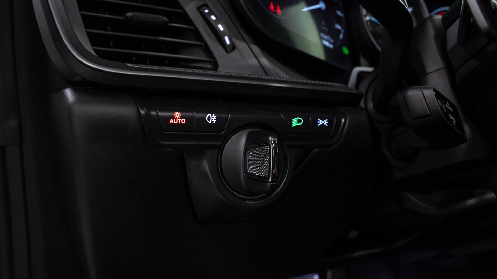 Used 2022 Porsche 911 Carrera image 53