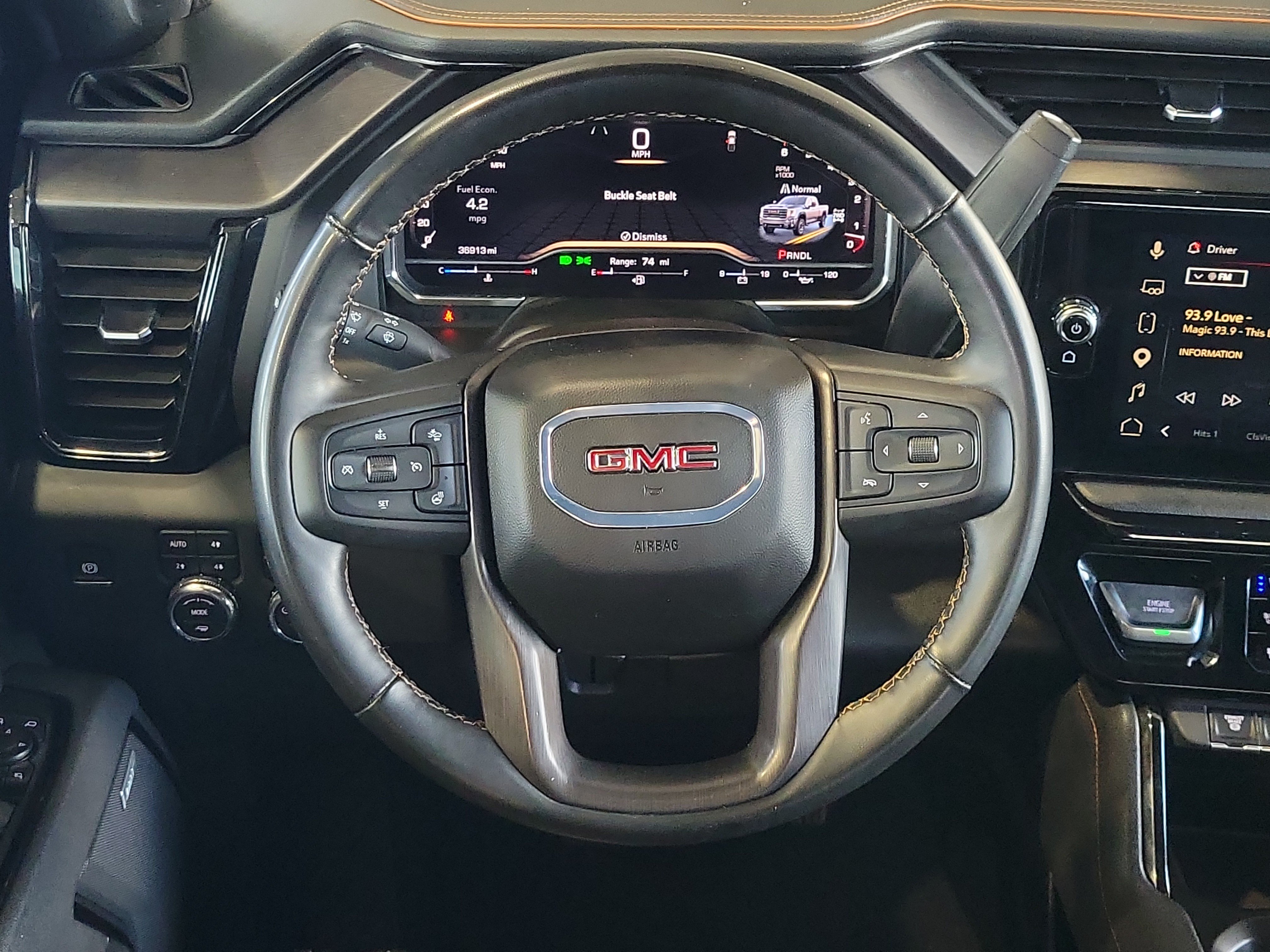 Used 2025 GMC Sierra 2500 AT4 AWD/4WD image 14