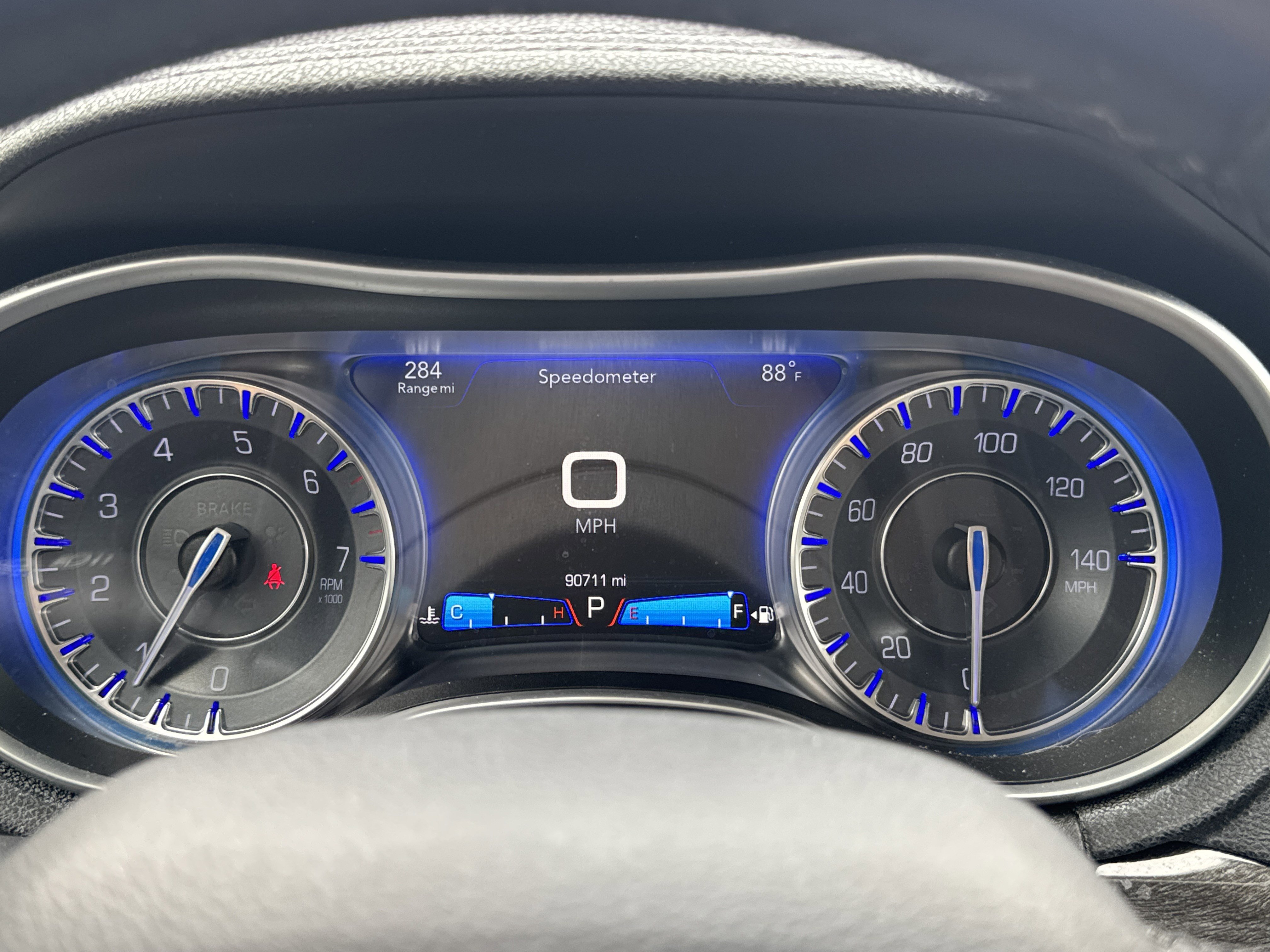 Used 2016 Chrysler 300 Limited RWD image 10