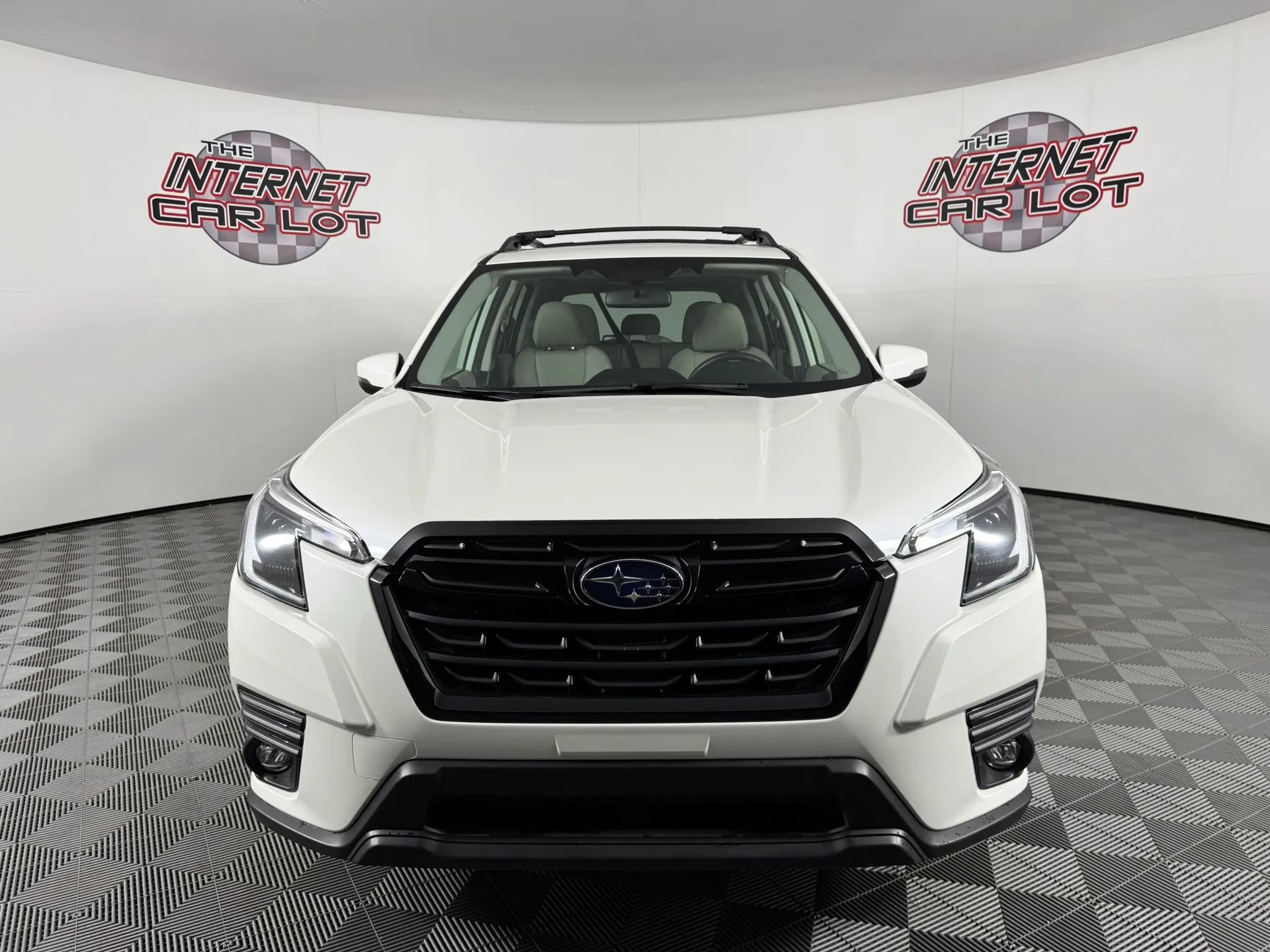 Used 2024 Subaru Forester Limited AWD/4WD image 2
