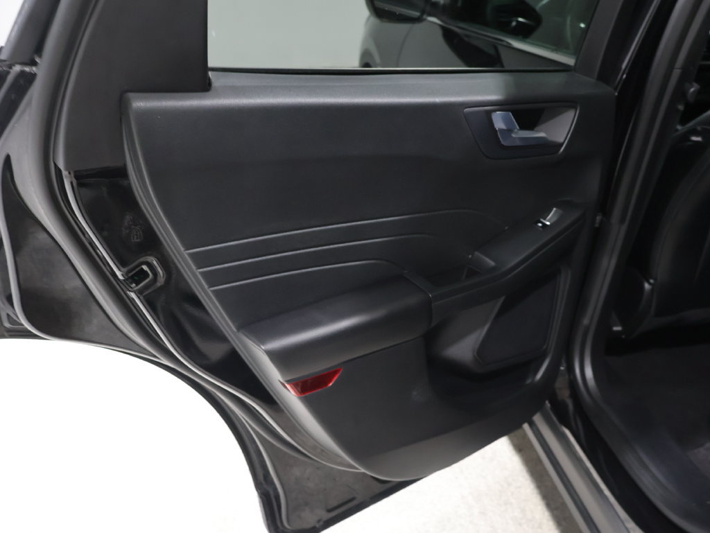 Used 2023 Ford Escape Platinum AWD/4WD image 19