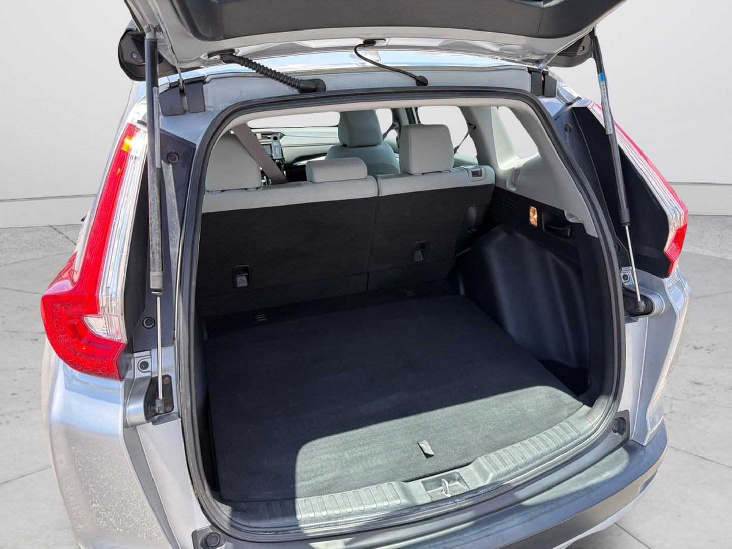 Used 2019 Honda CR-V LX image 30