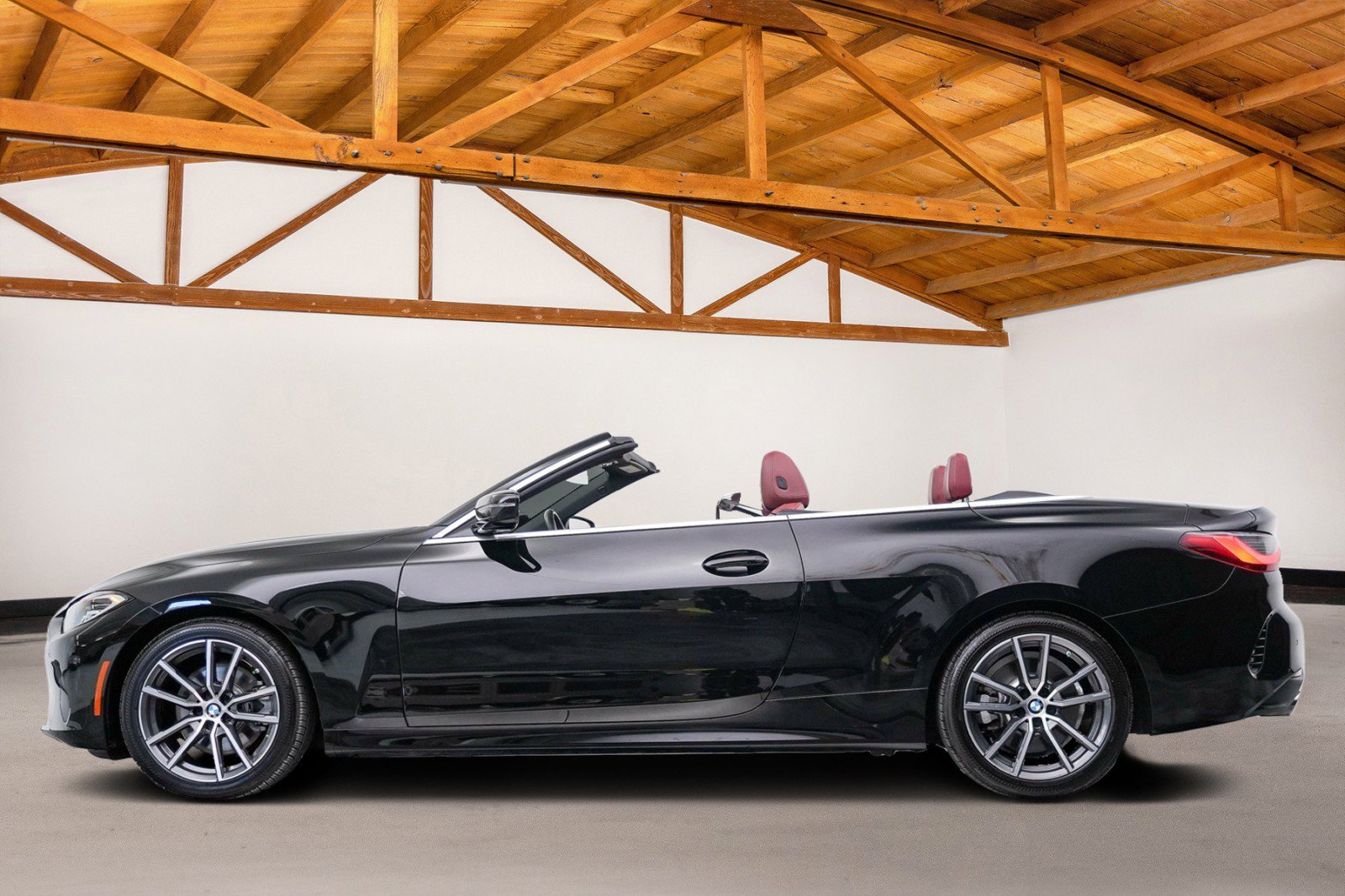 Used 2022 BMW 430i Convertible RWD image 2