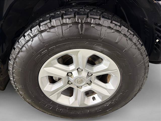 Used 2022 Toyota 4Runner SR5 RWD image 12