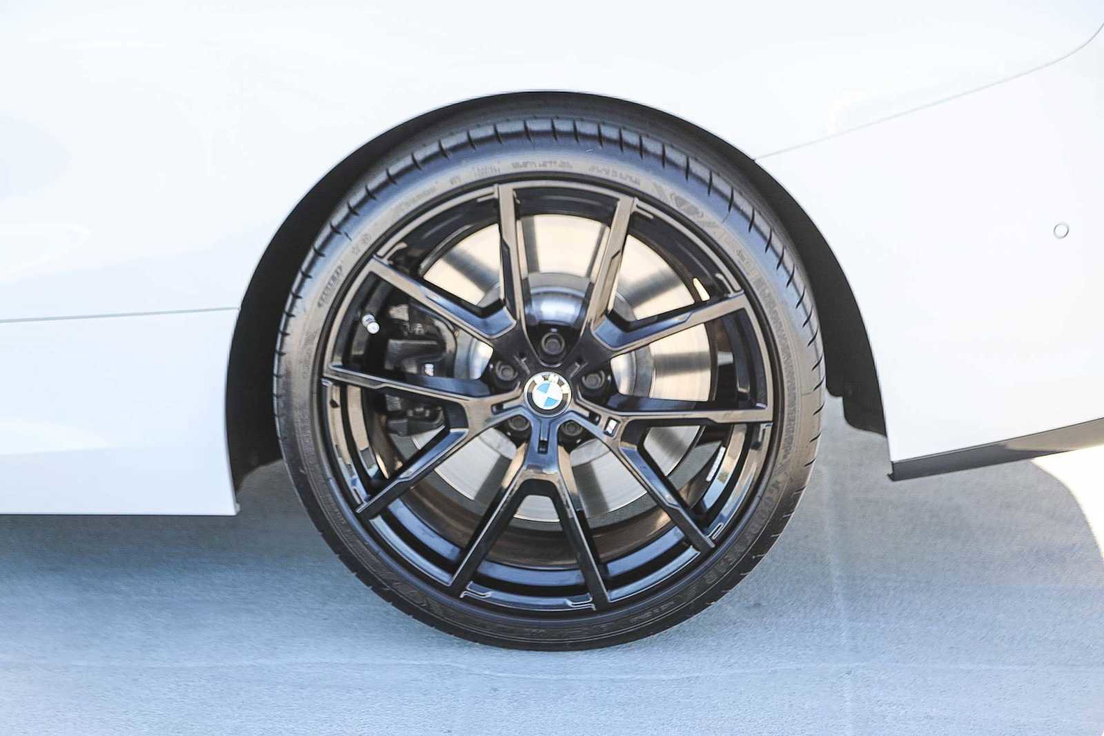 Used 2024 BMW M850i xDrive M850i xDrive w/ M Sport Professional Package image 11