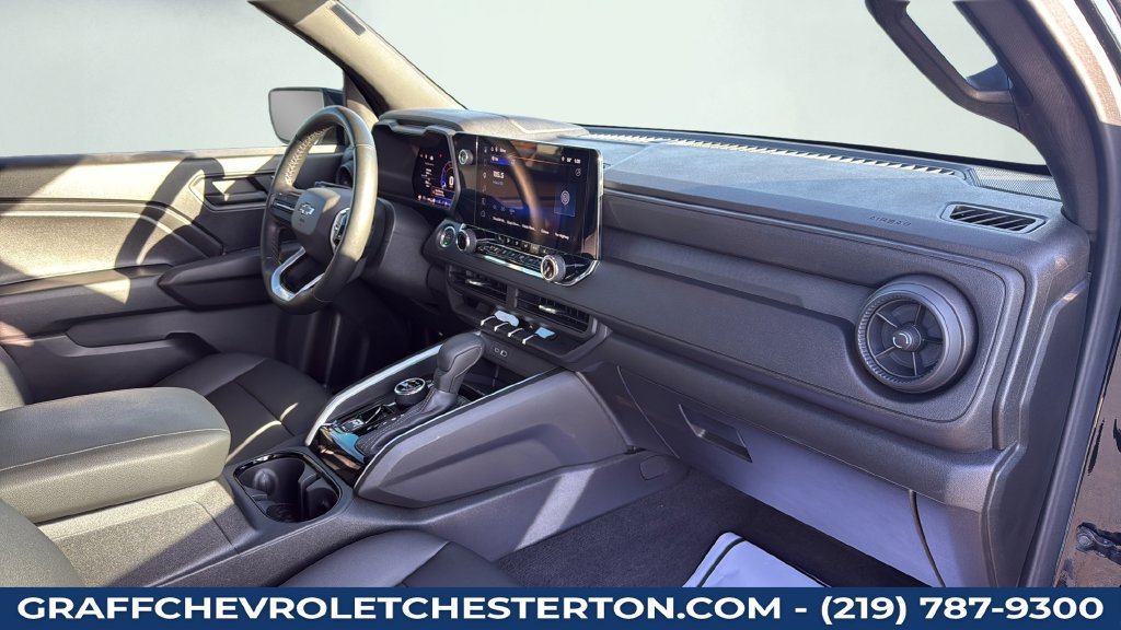Used 2025 Chevrolet Colorado Trail Boss AWD/4WD image 46