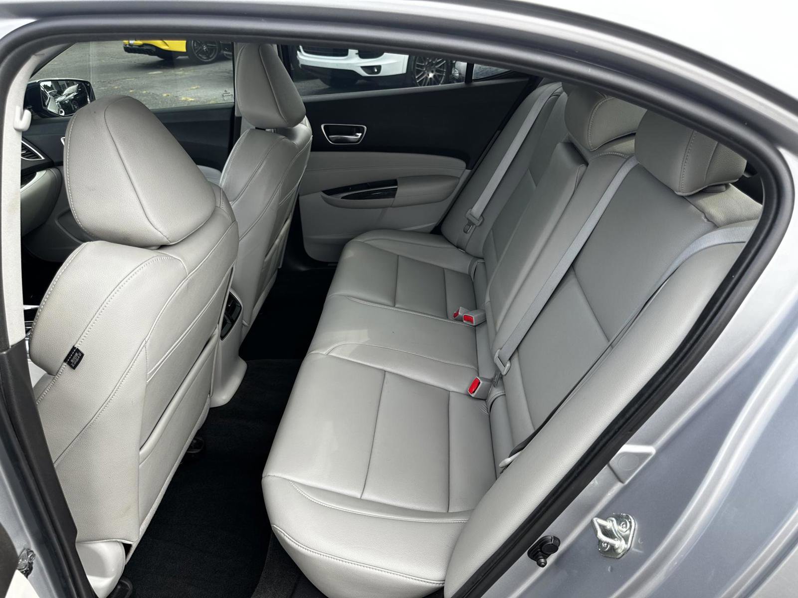Used 2018 Acura TLX image 34