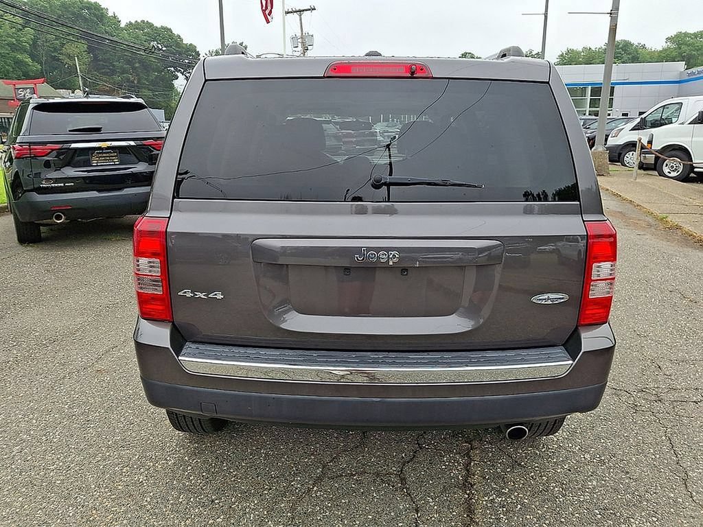 Used 2016 Jeep Patriot High Altitude AWD/4WD image 6