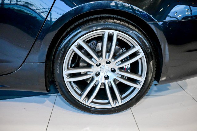 Used 2018 Maserati Quattroporte S GranLusso Q4 AWD/4WD image 45