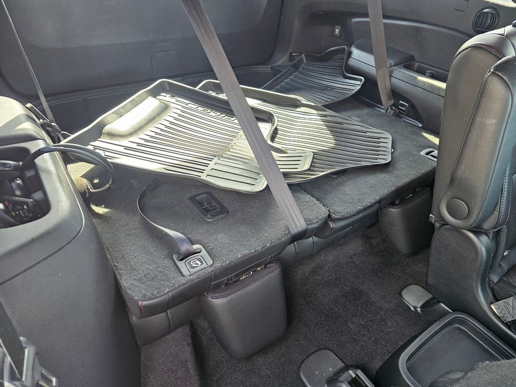 Used 2020 Honda Pilot Black Edition image 14