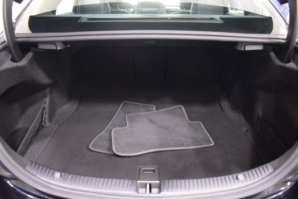 Used 2021 Mercedes-Benz C 300 4MATIC Sedan w/ Premium Package image 15