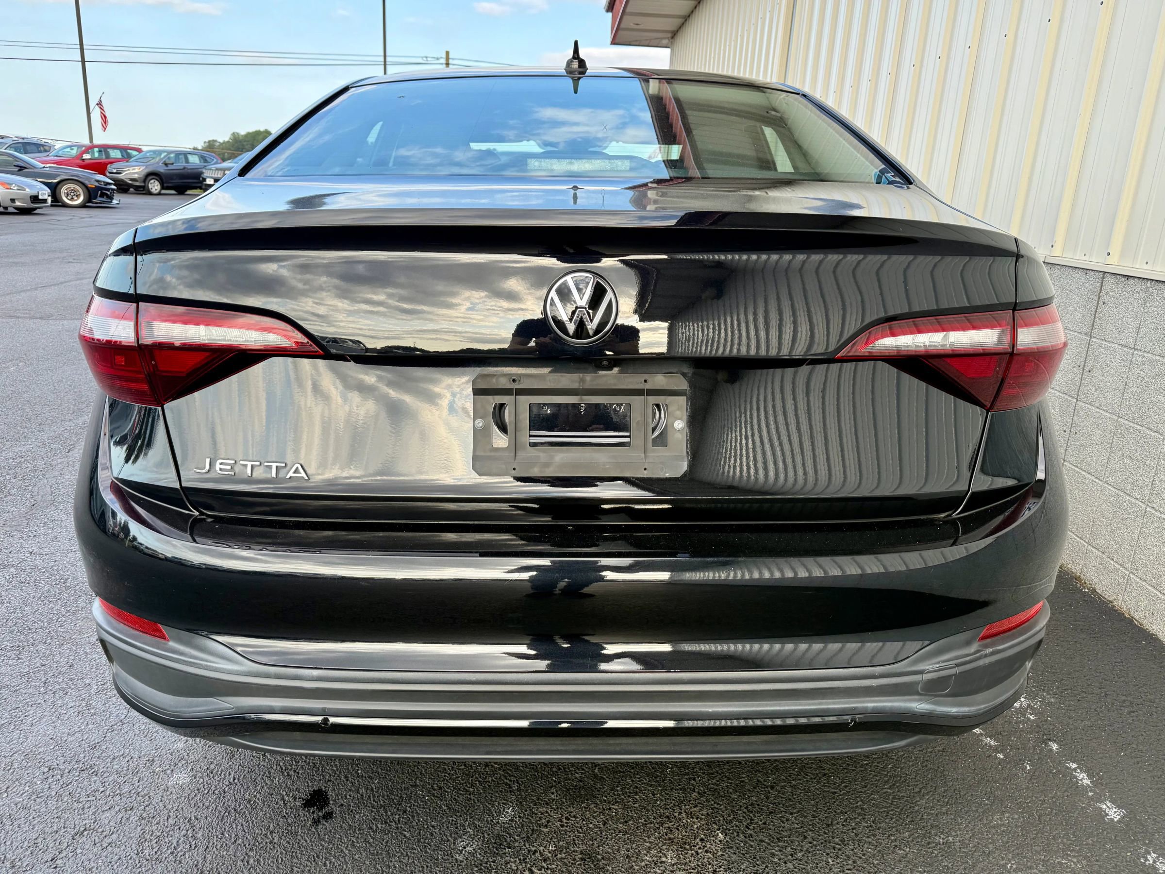 Used 2024 Volkswagen Jetta S image 4