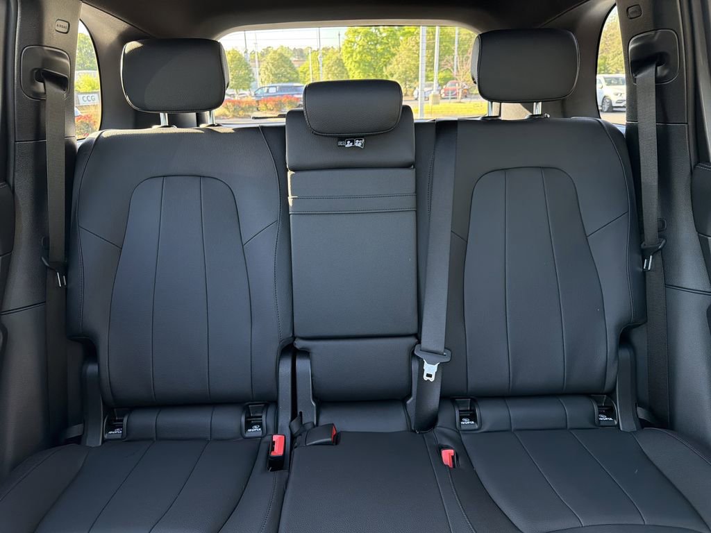 Certified 2026 Mercedes-Benz GLB 250 4MATIC image 28