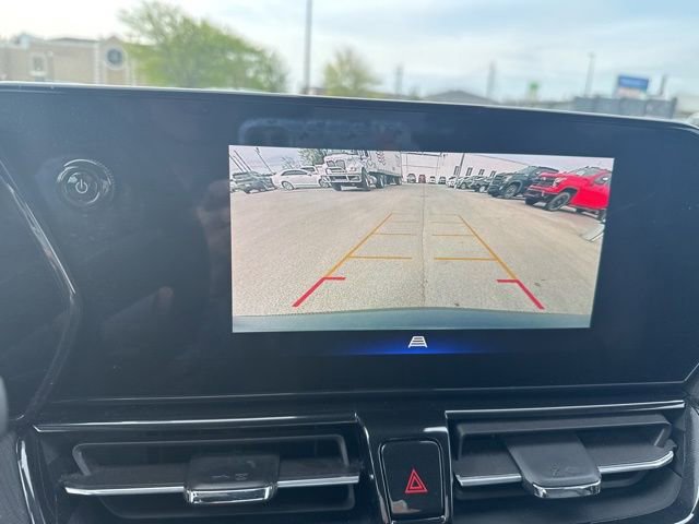 Used 2024 Chevrolet TrailBlazer RS FWD image 23