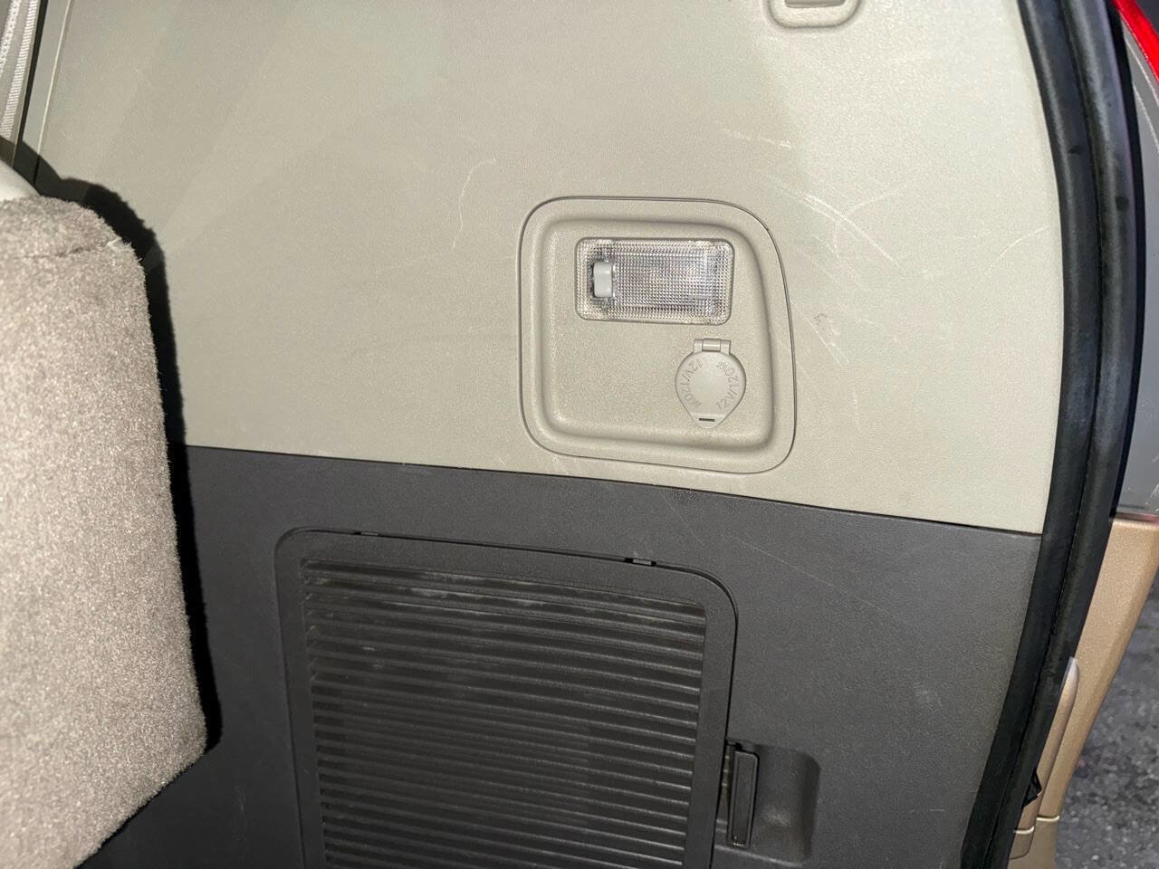 Used 2014 Toyota Sienna XLE FWD image 47