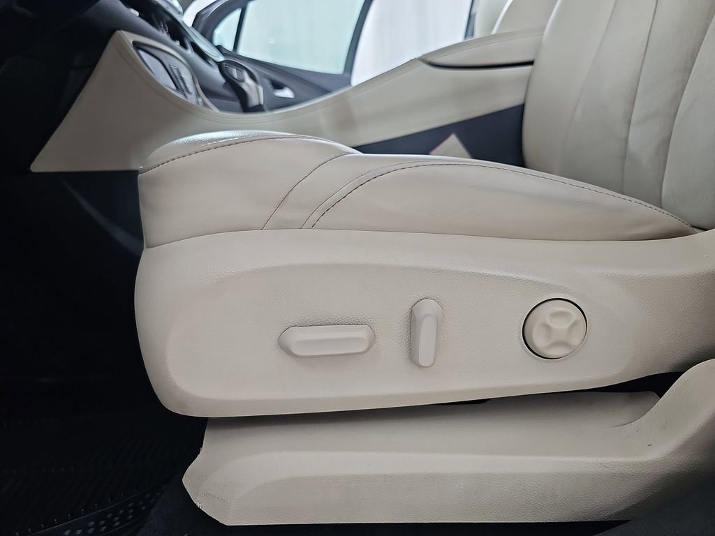 Used 2019 Buick Envision Preferred AWD/4WD image 34