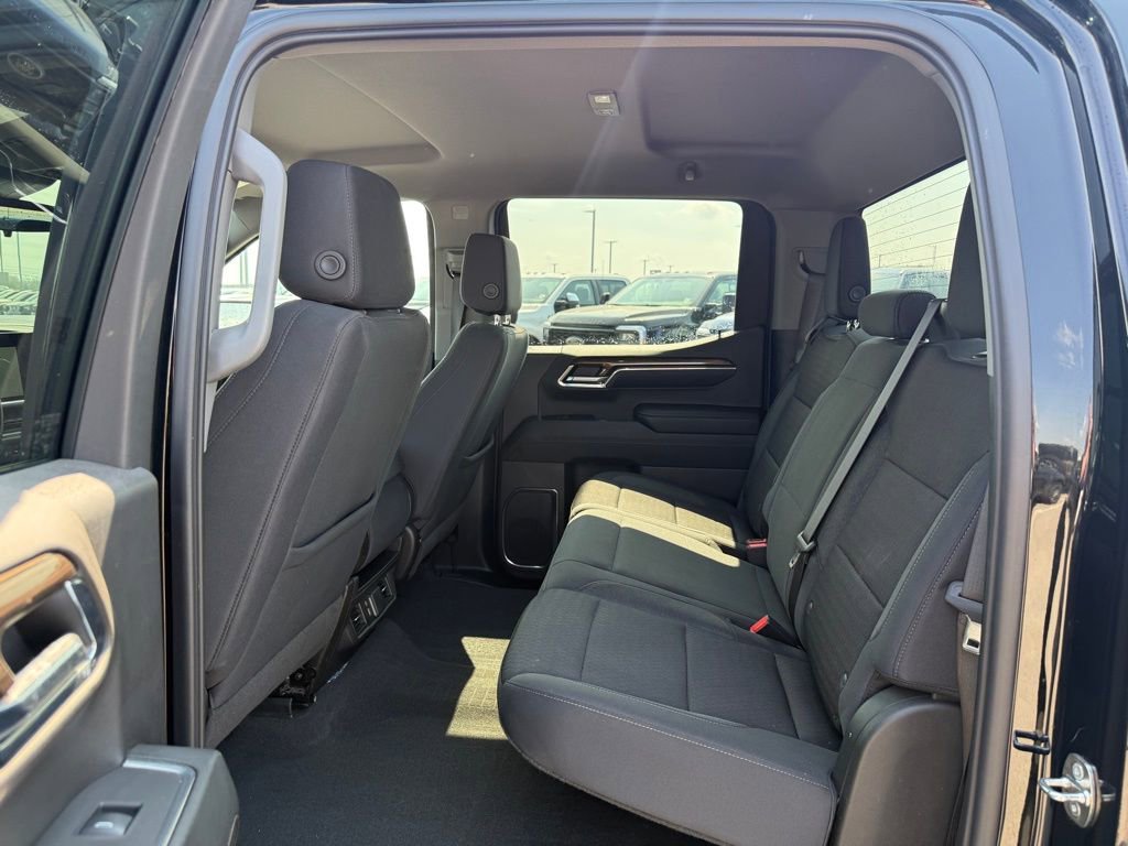 Used 2024 Chevrolet Silverado 1500 LT image 8