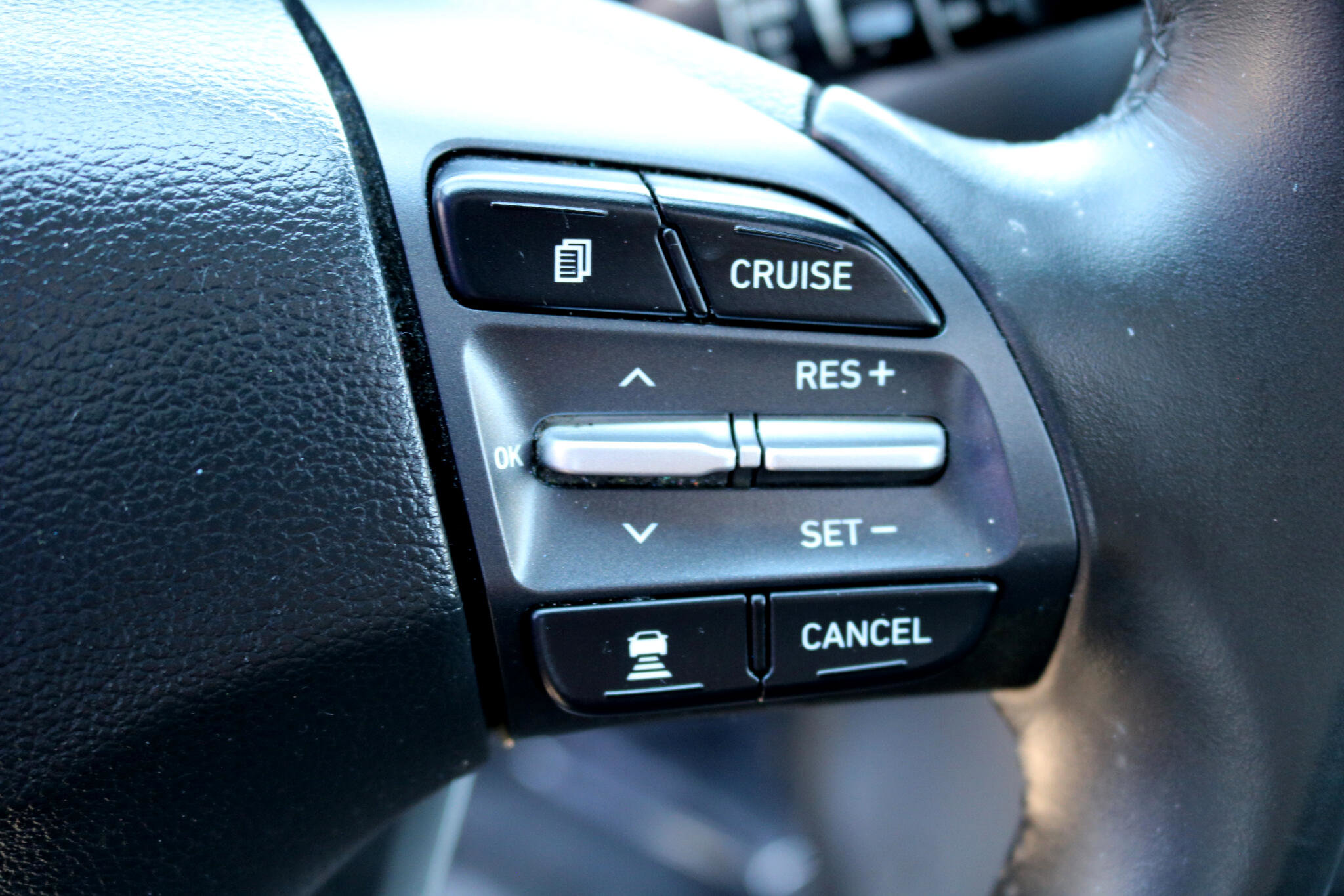 Used 2021 Hyundai Kona Ultimate image 25