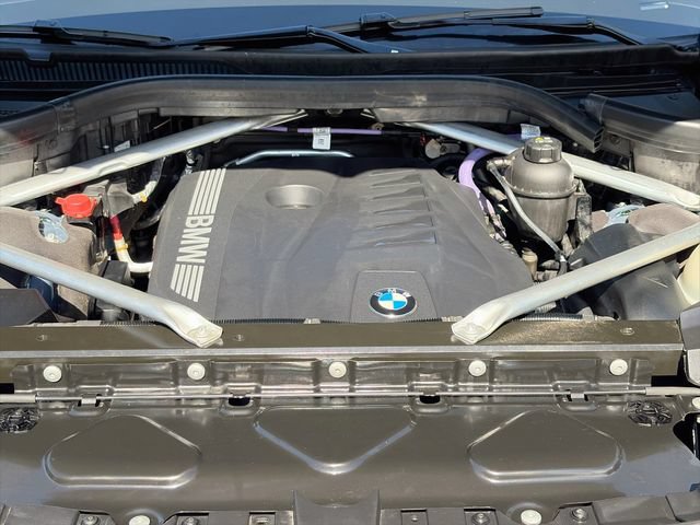 Used 2024 BMW X7 xDrive40i AWD/4WD image 32