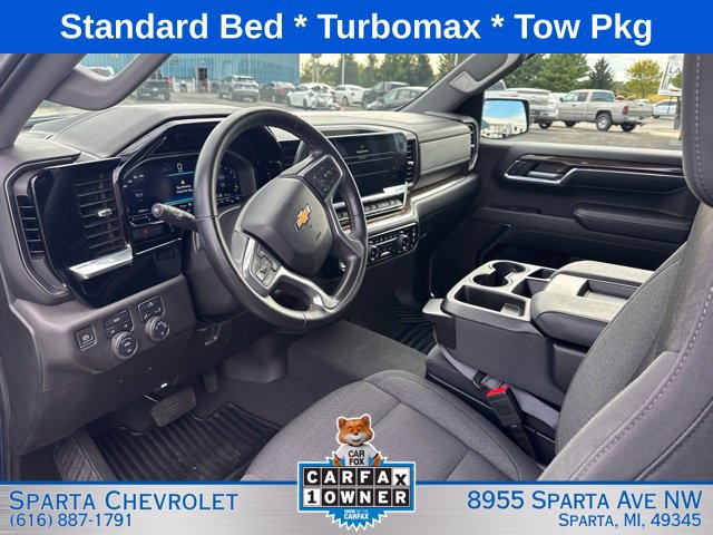 Used 2024 Chevrolet Silverado 1500 LT AWD/4WD image 16