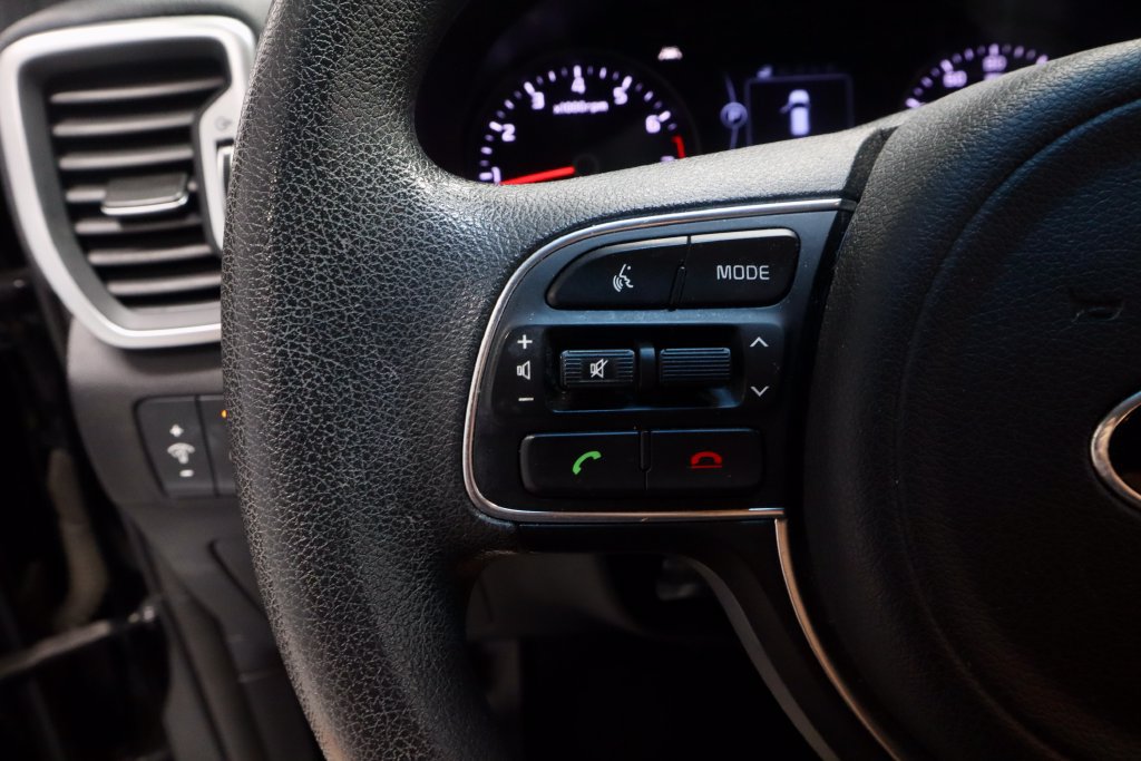 Used 2018 Kia Sportage LX w/ LX Technology Package FWD image 28
