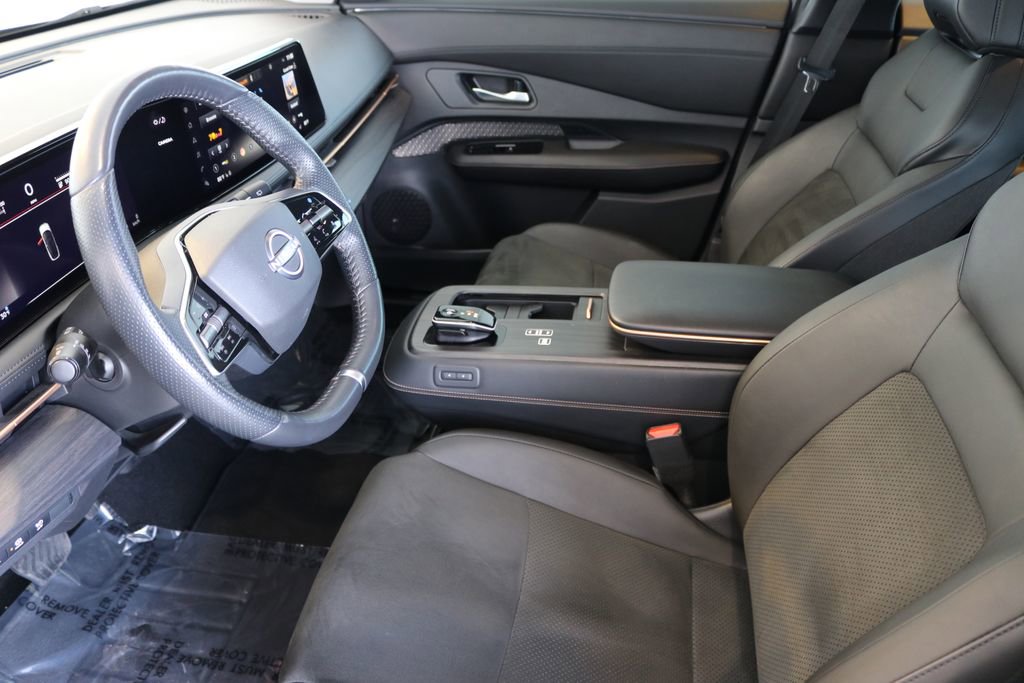 Used 2023 Nissan Ariya AWD image 18