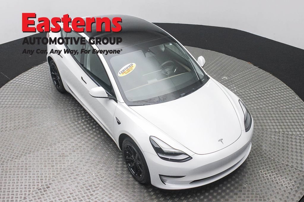 Used 2023 Tesla Model 3 Standard Range RWD image 3