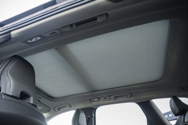 New 2026 Volvo XC60 B5 Ultra w/ Protection Package Premier image 33