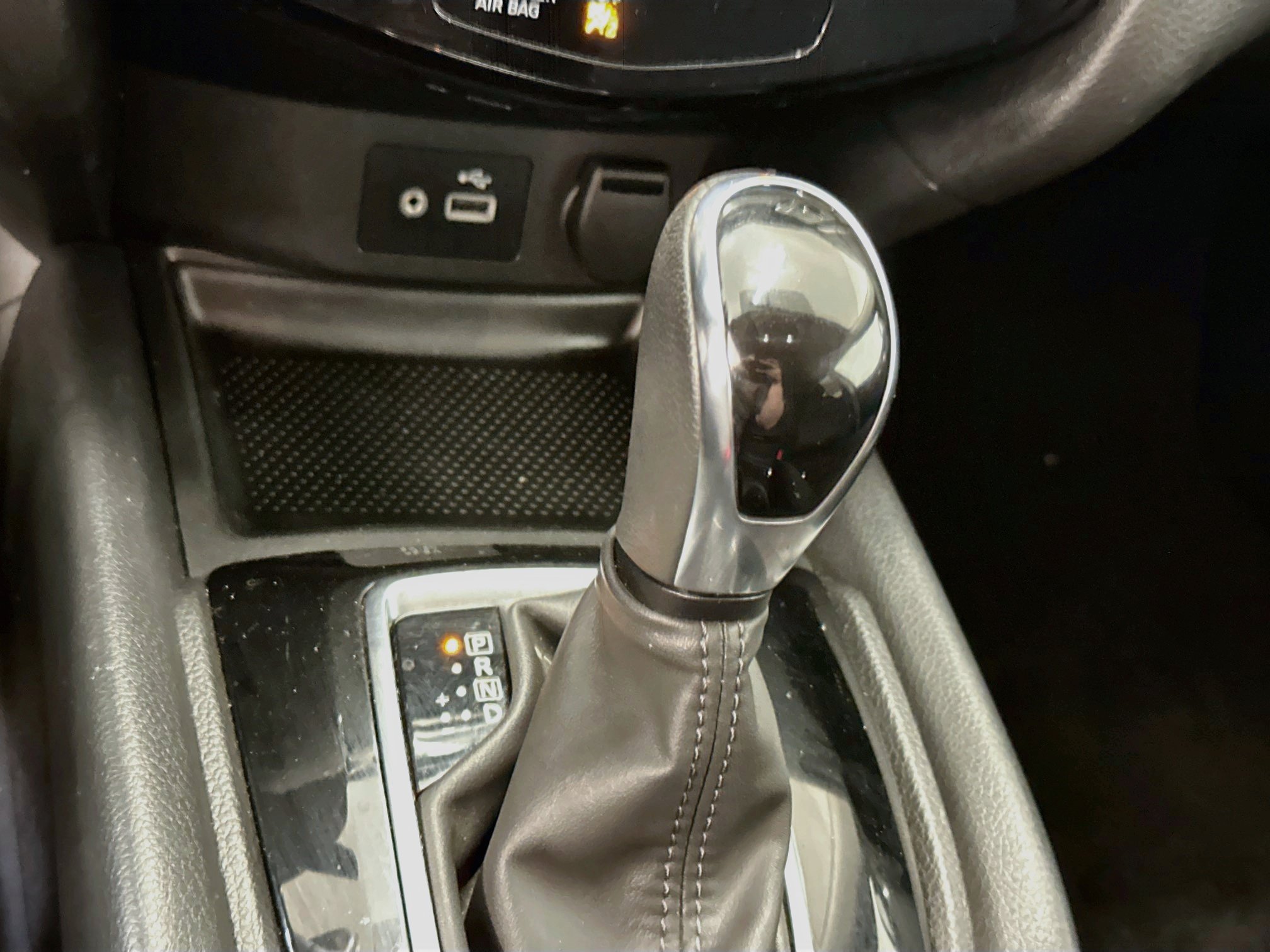 Used 2018 Nissan Rogue SV AWD/4WD image 24