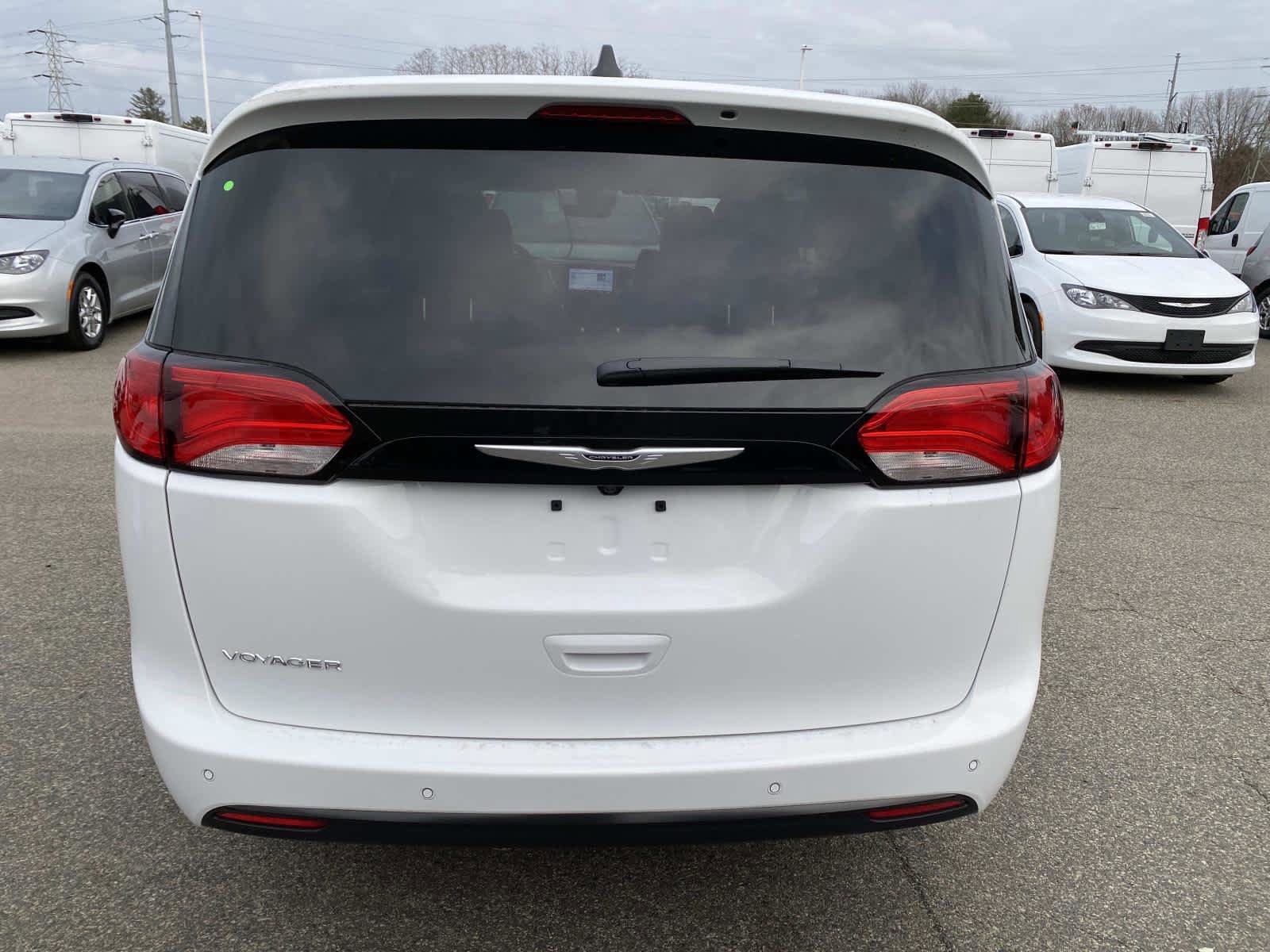 New 2026 Chrysler Voyager LX FWD image 4