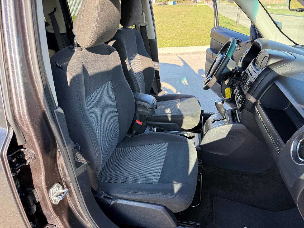 Used 2017 Jeep Patriot Sport w/ Power Value Group image 25