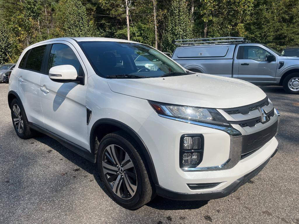 Used 2020 Mitsubishi Outlander Sport SE FWD image 3