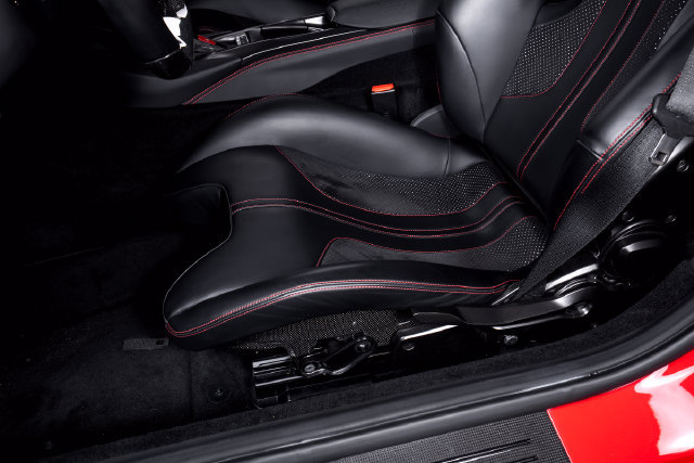 Certified 2019 Ferrari 812 Superfast RWD image 23