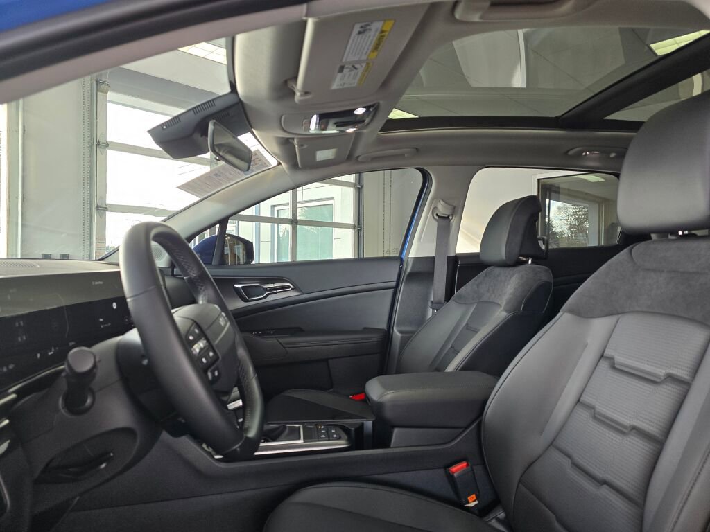 Used 2026 Kia Sportage SX image 22