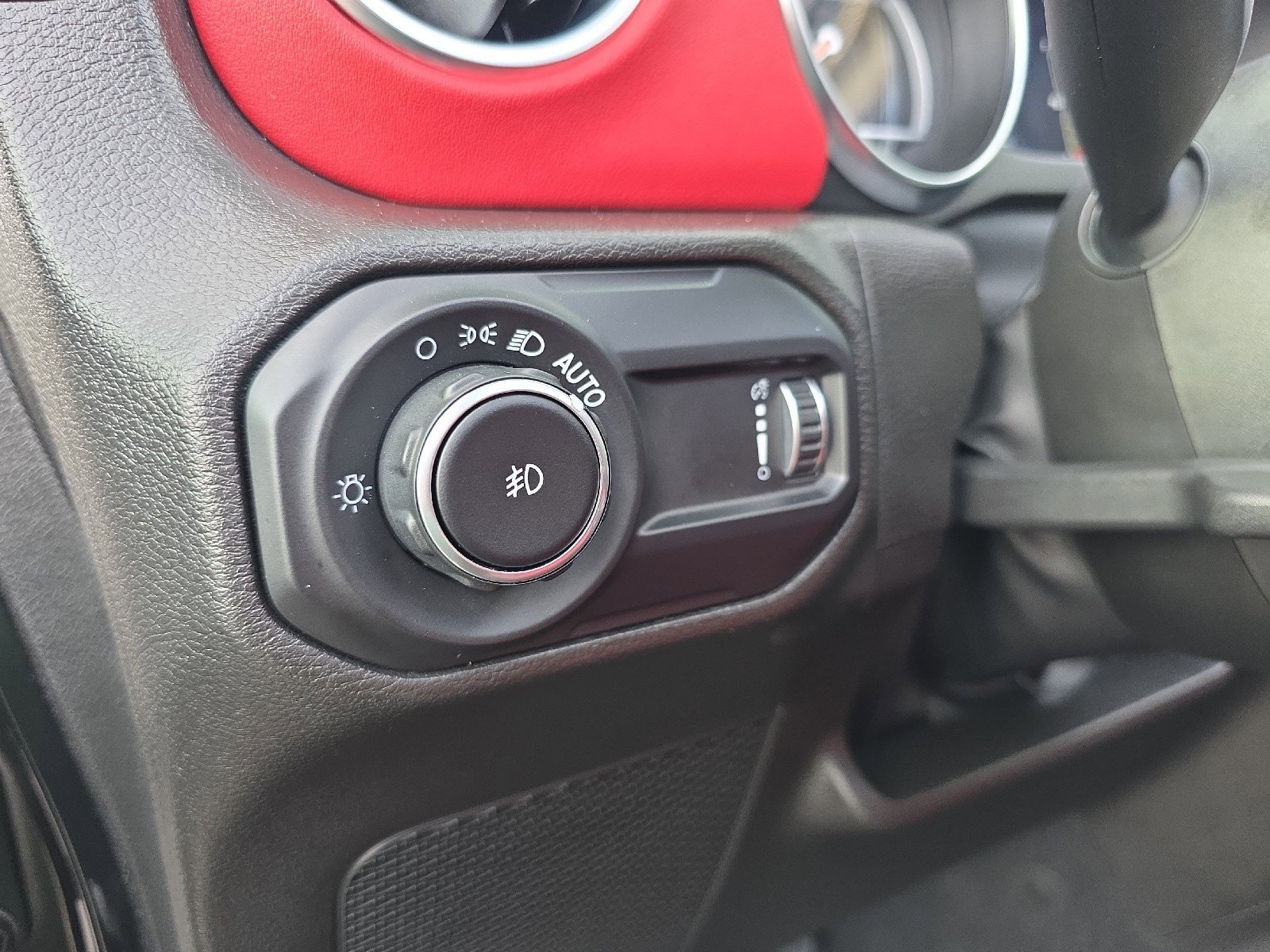 Used 2023 Jeep Wrangler Unlimited Rubicon 392 AWD/4WD image 32