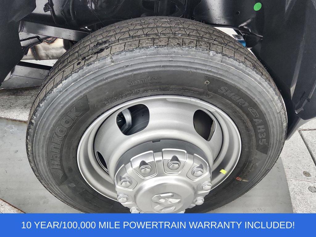 New 2026 RAM 5500 Tradesman w/ Chrome Appearance Group AWD/4WD image 23