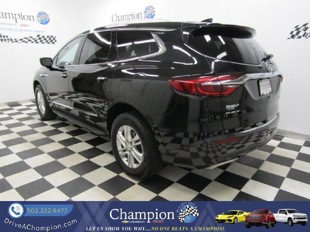 Used 2018 Buick Enclave Essence AWD/4WD image 10