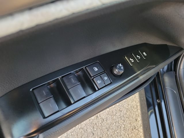 Used 2025 Toyota Camry XLE w/ Premium Plus Package FWD image 13